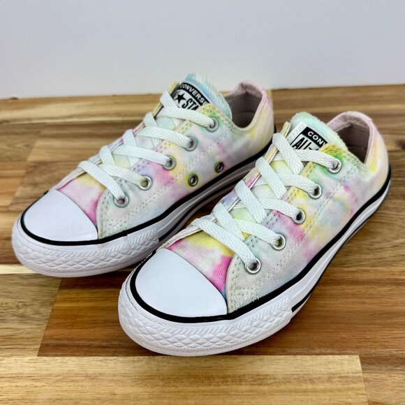 Converse Chuck Taylor All‎ Star Low Top Pastel Tie Dye Sneakers Youth 1 Rainbow - Picture 1 of 9